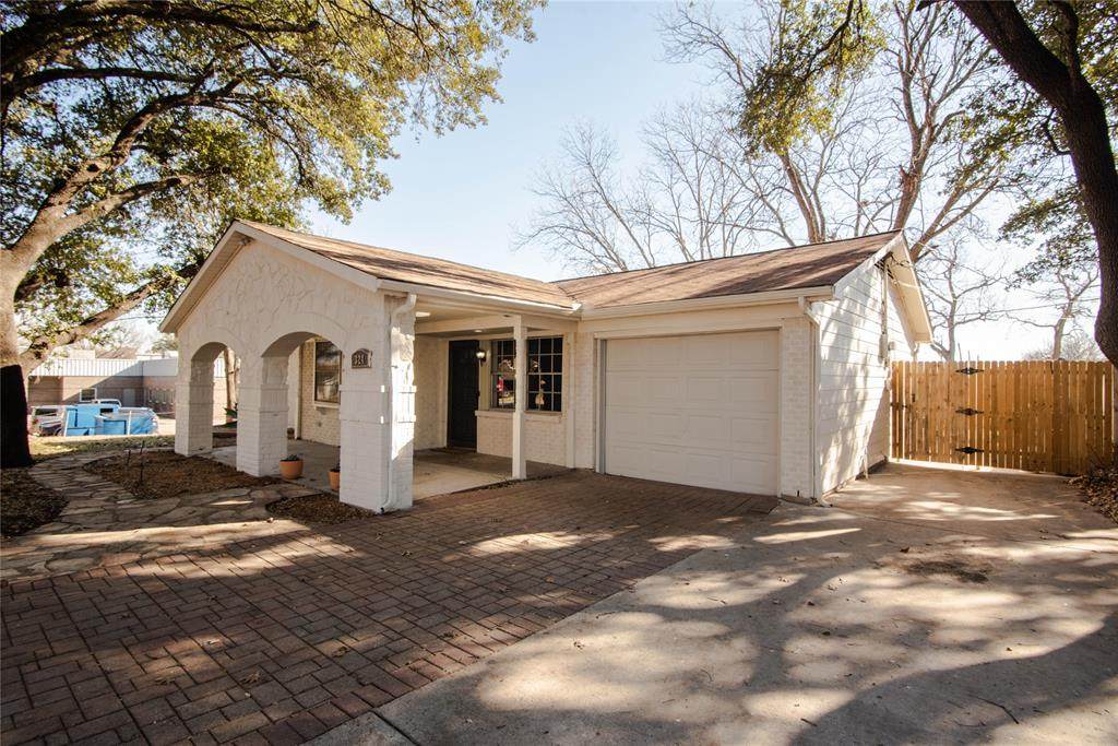 324 Grubb Drive - Photo 1