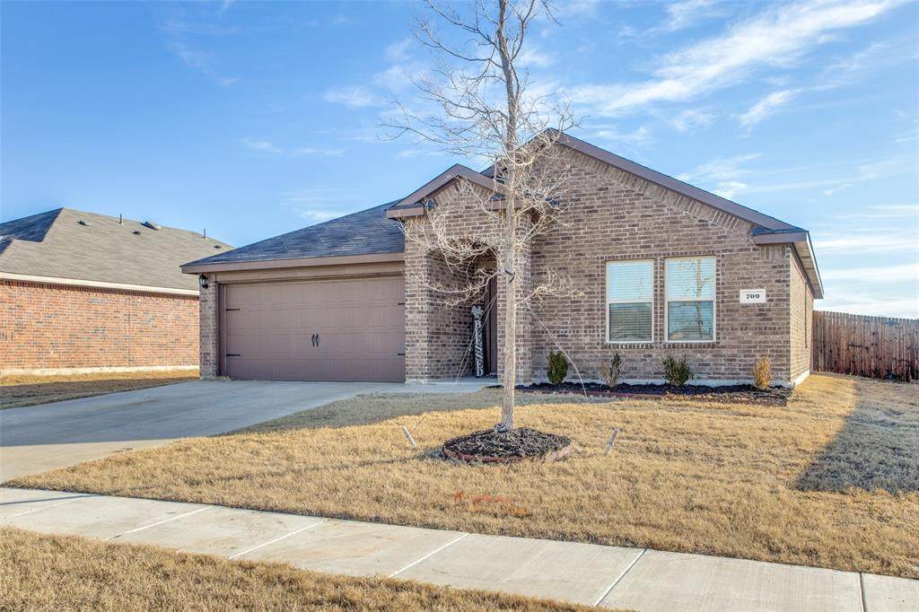 709 Farmstead Way - Photo 1