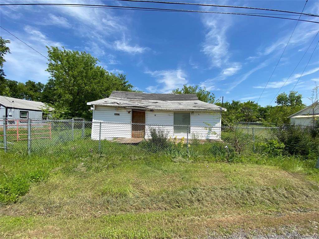 312 Texas Street - Photo 1