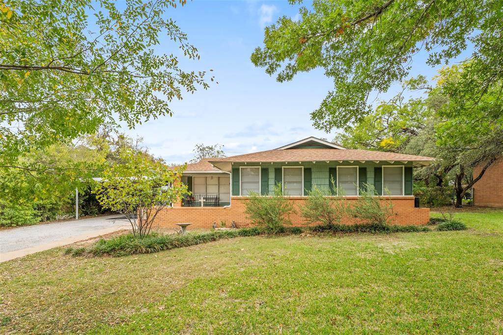 3412 3rd Street - Photo 1