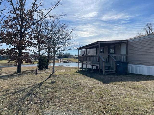 325 Waterfront - Photo 1