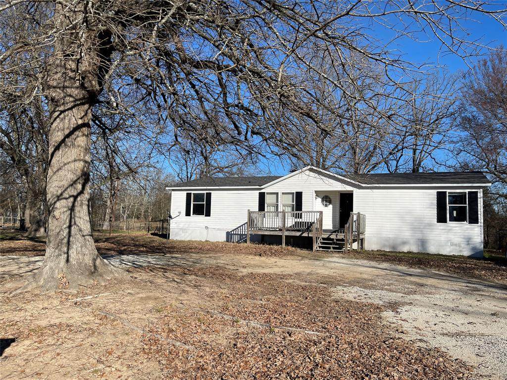 6528 Hwy 37 - Photo 1