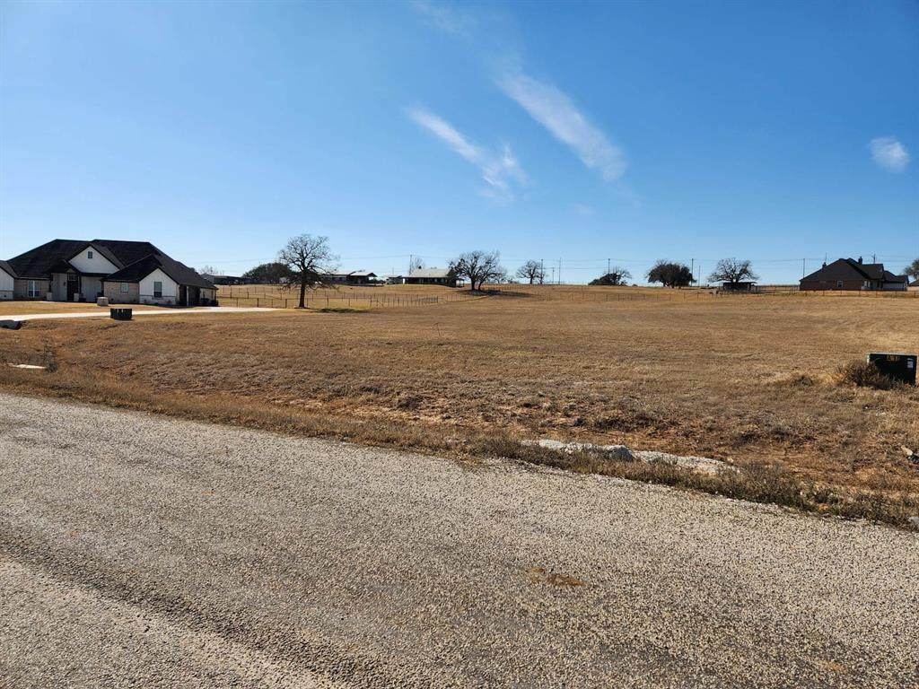 2004 Meadows Lane - Photo 1