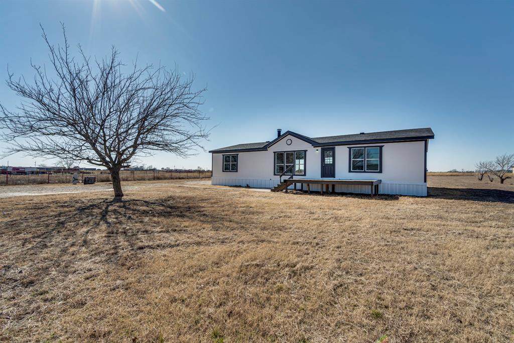 914 Johnston Road - Photo 1