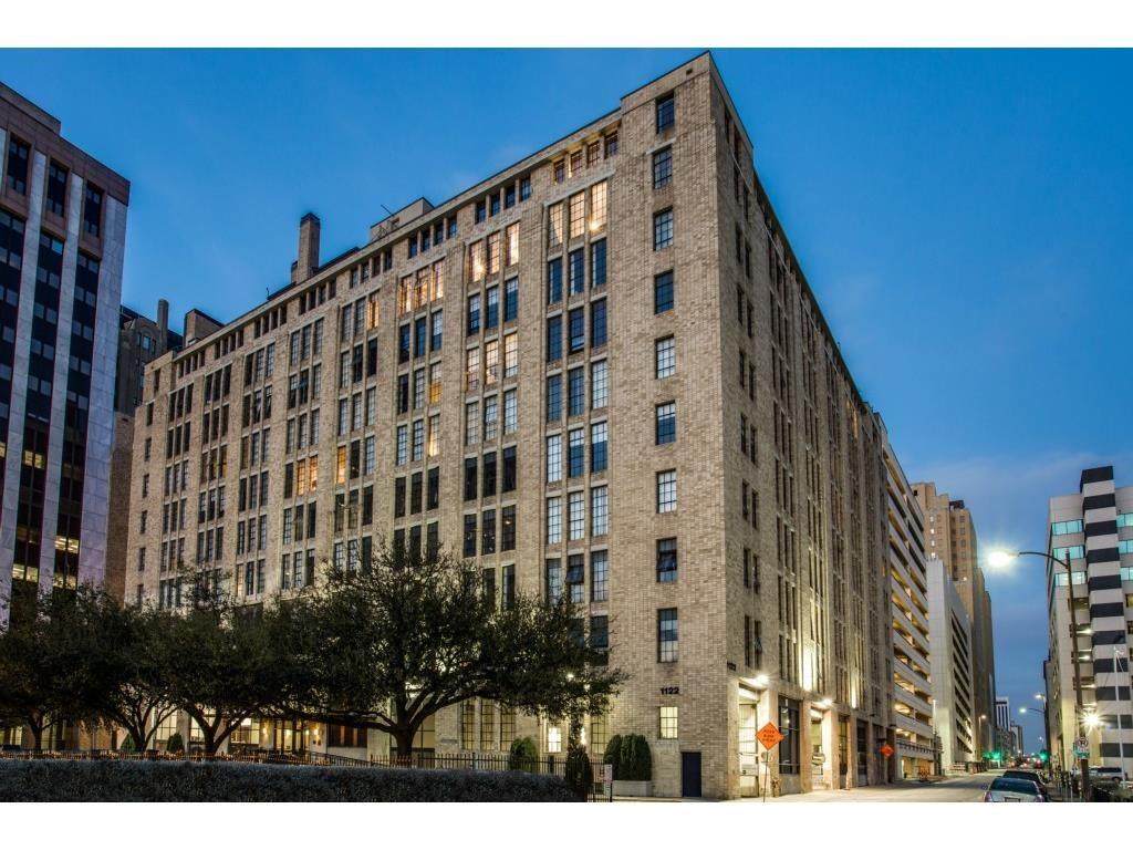 1122 Jackson Street - Photo 1
