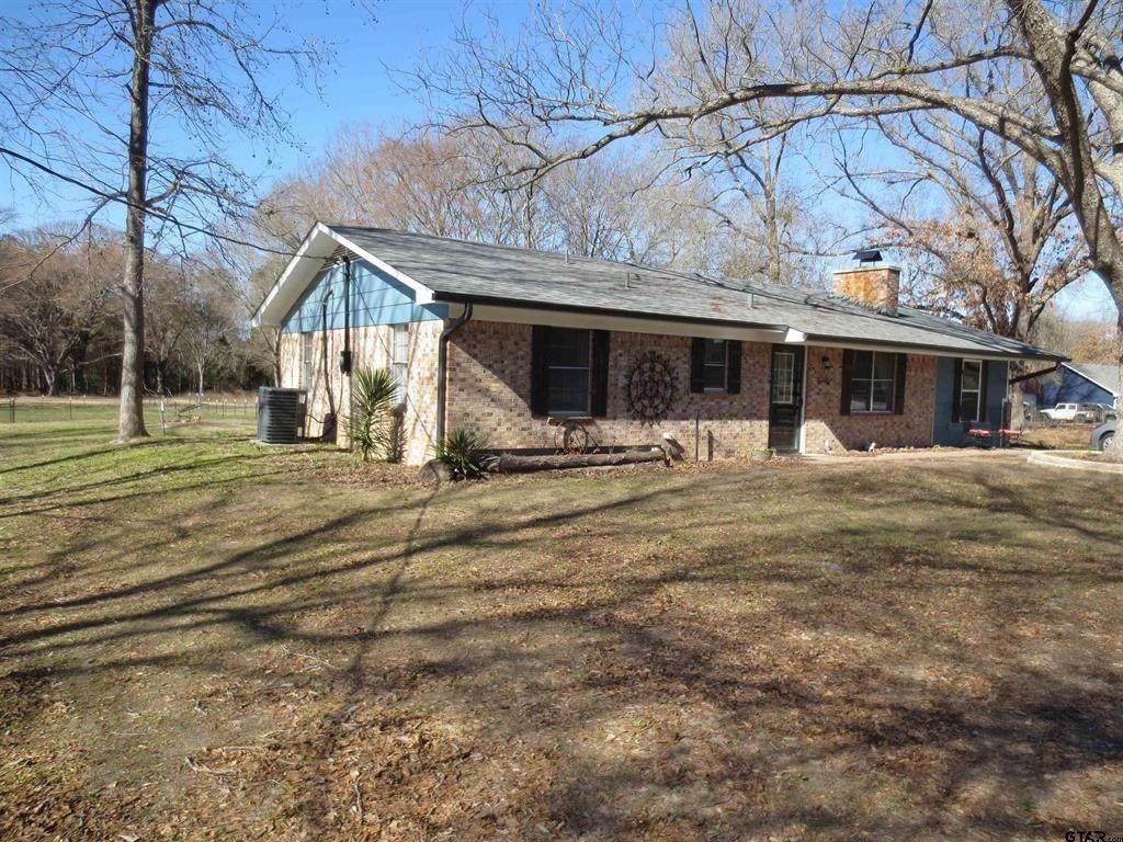 577 County Road 3270 - Photo 1