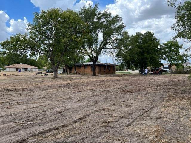 14004 Quail Drive - Photo 1