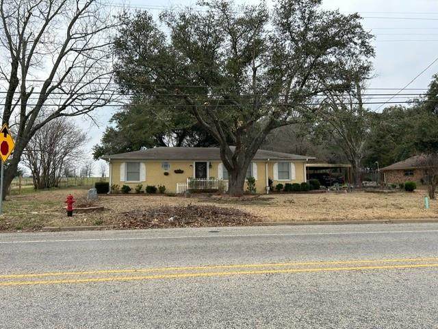 1000 Oak Street - Photo 1