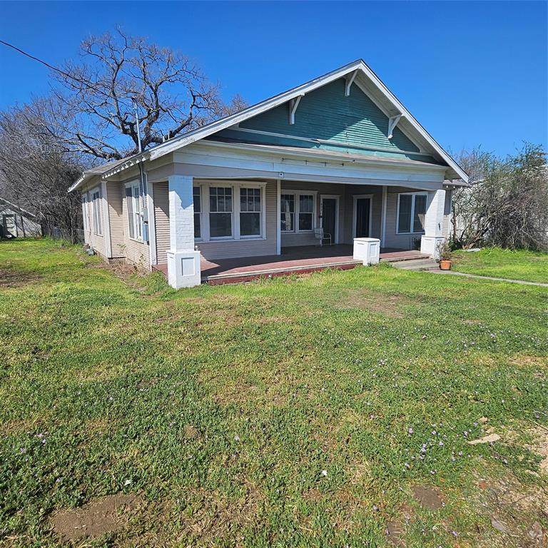 432 Main Street - Photo 1