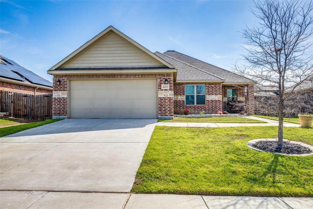 4117 Bridle Path Ln - Photo 1