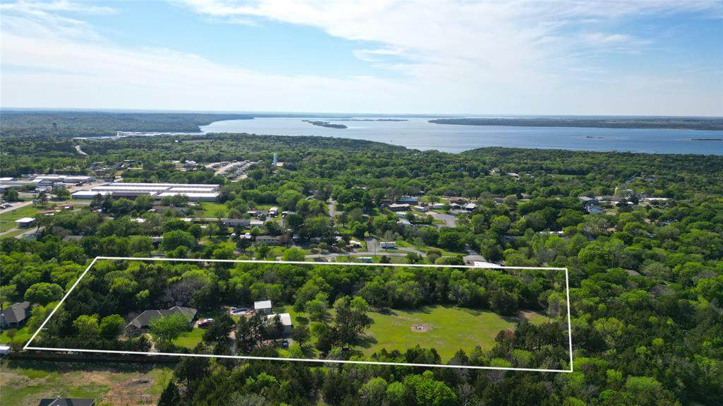 111 Tyler Lane - Photo 1