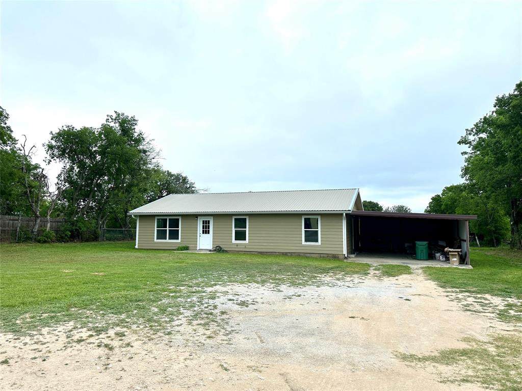 1707 Peach Street - Photo 1