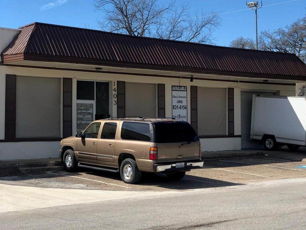 1403 Oak Knoll Drive - Photo 1