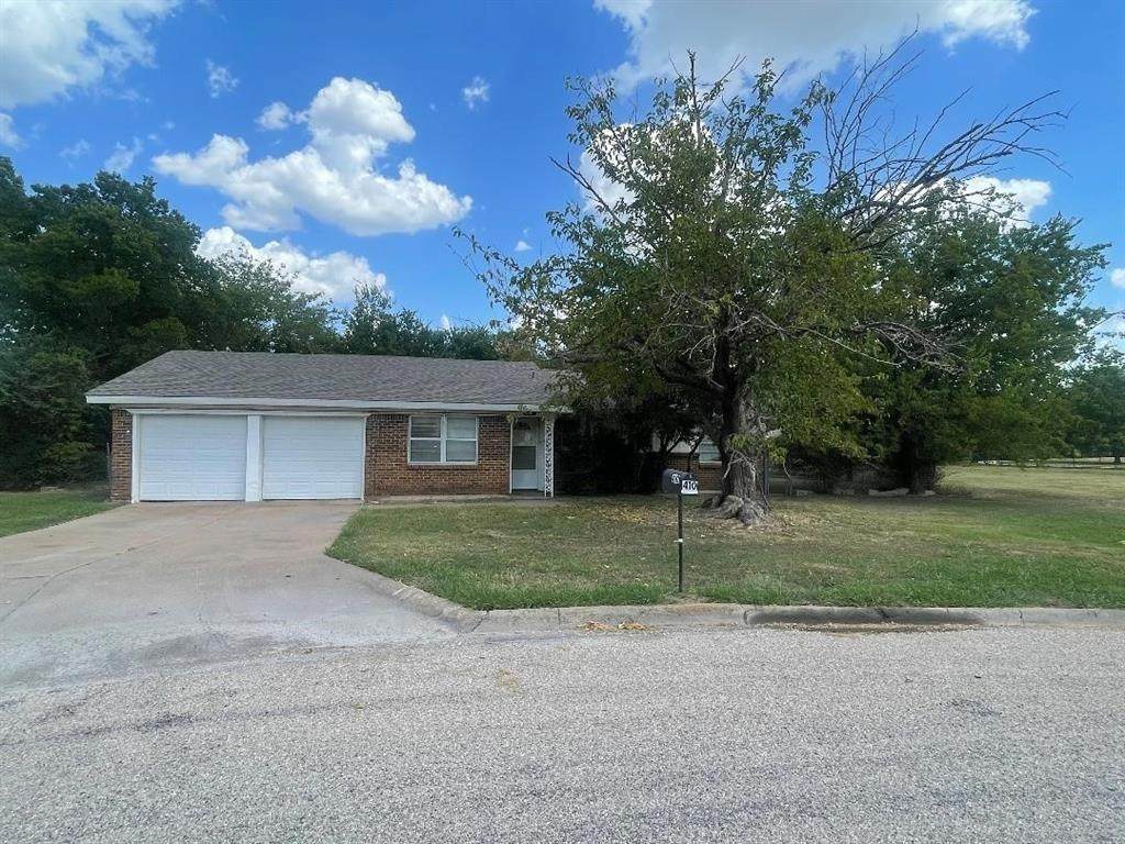 410 Beetham - Photo 1