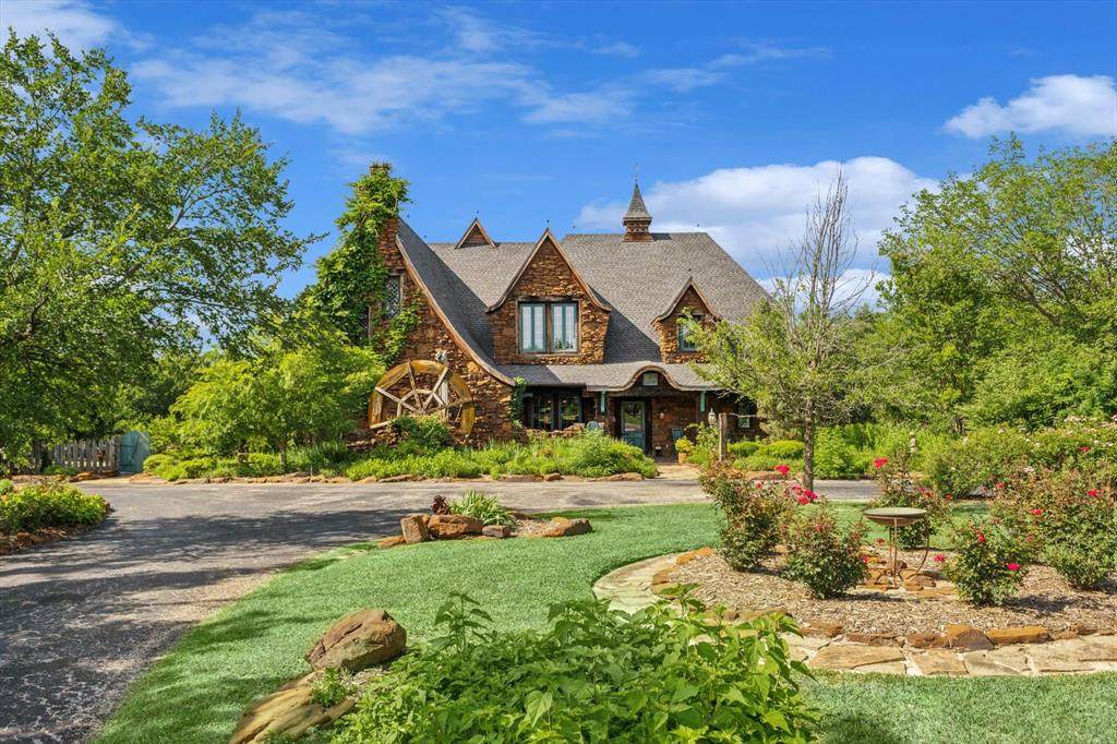 525 Hickory Hill Road - Photo 1