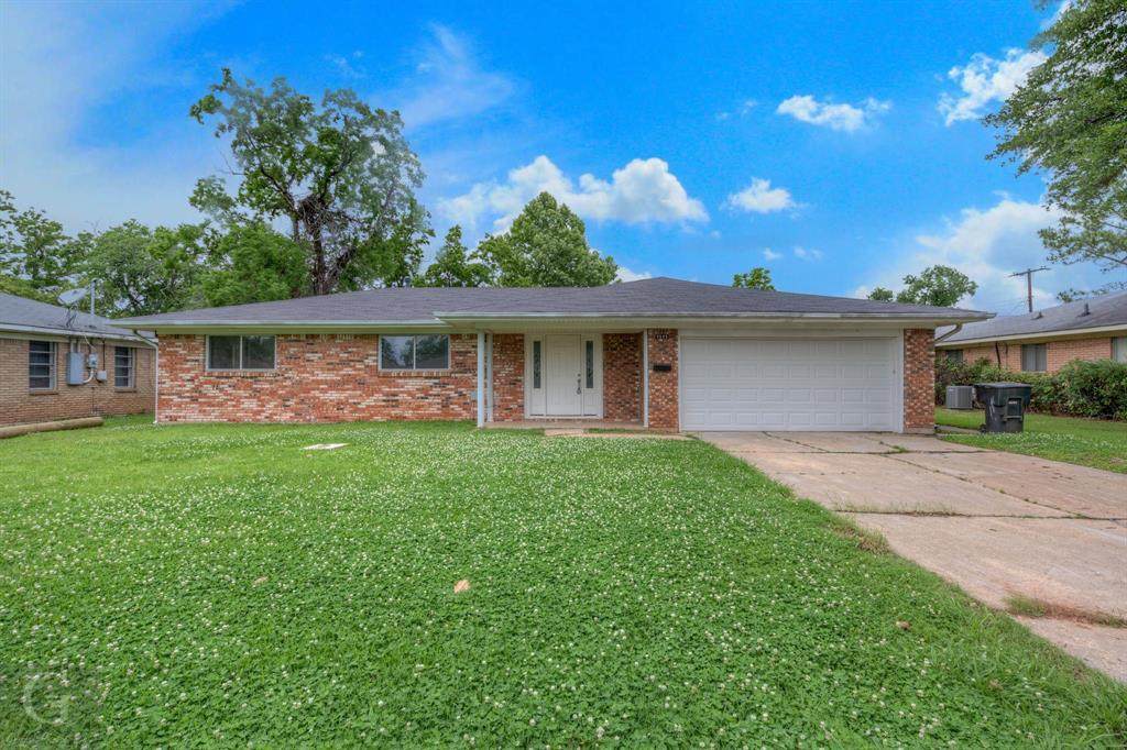 2525 Belmont Boulevard - Photo 1
