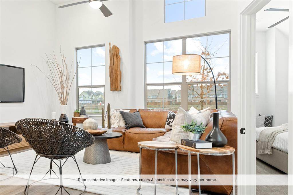 2832 Applewood Way - Photo 1