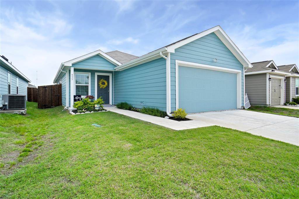 533 Dashwood Drive - Photo 1