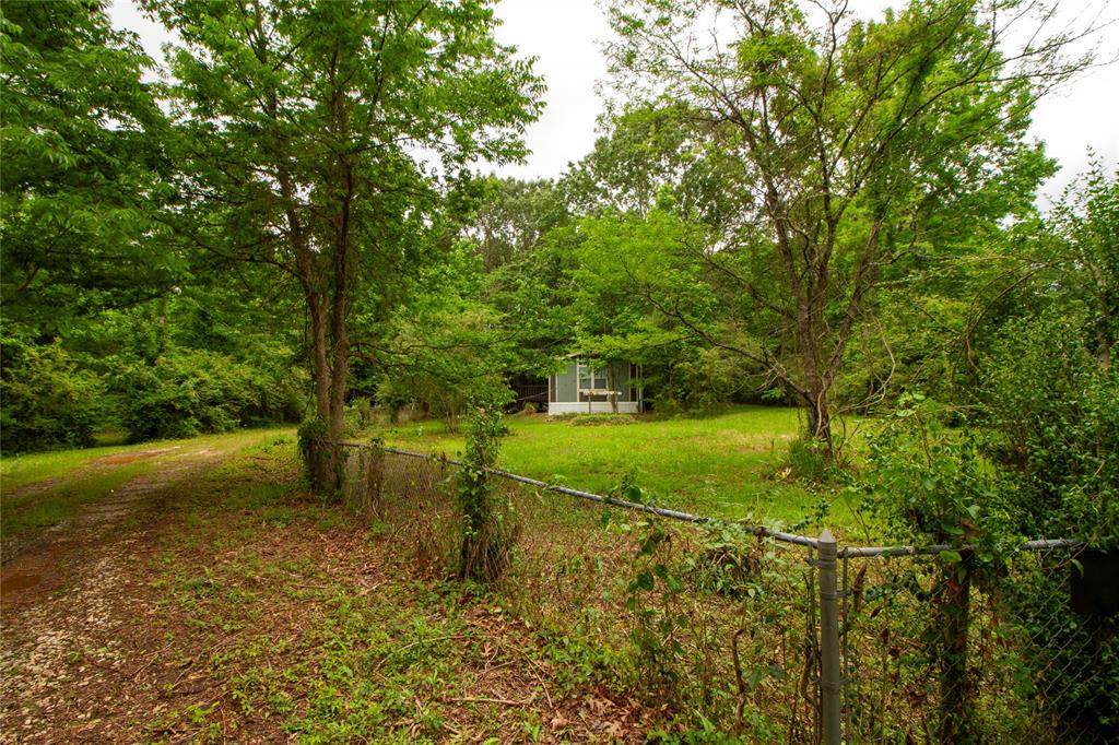 220 Pease Road - Photo 1