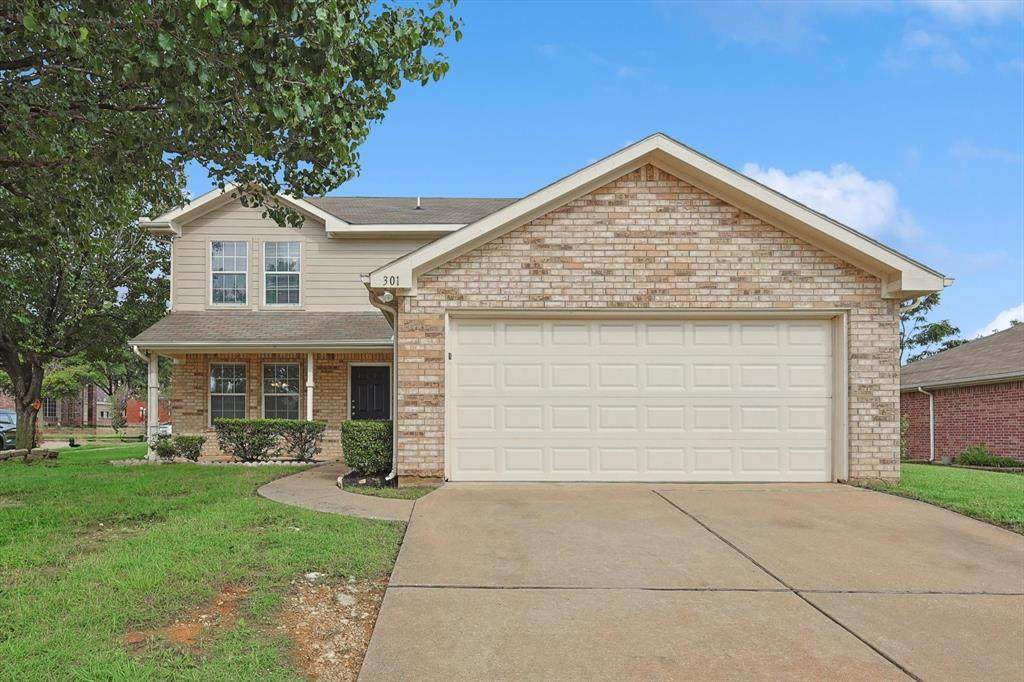 301 Centennial Place - Photo 1