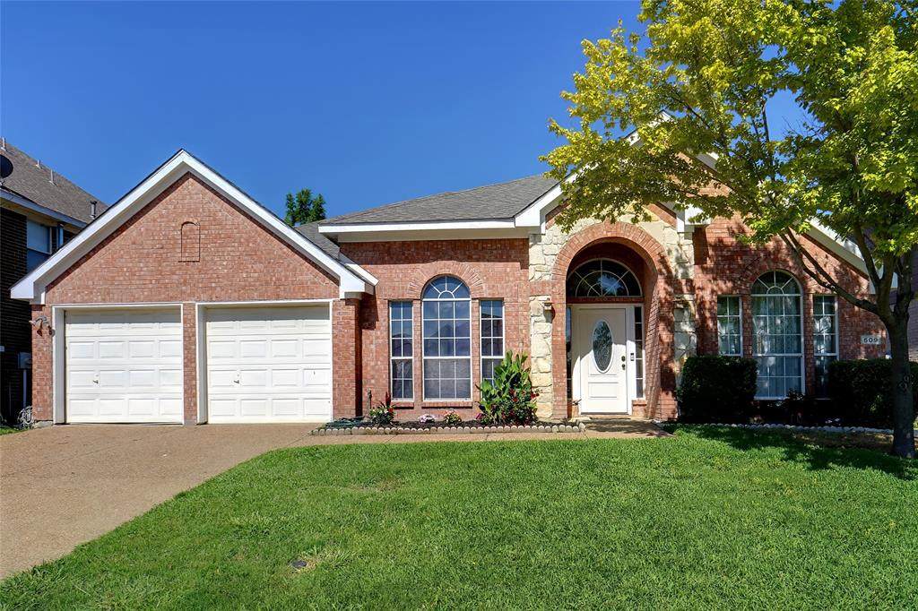 509 Magnolia Trail - Photo 1