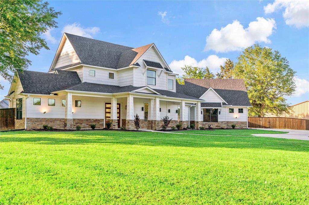 4755 Farm Road 195 - Photo 1