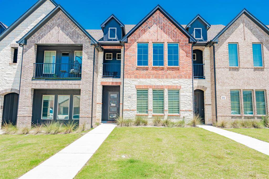 812 Eaglescliffe Landing - Photo 1