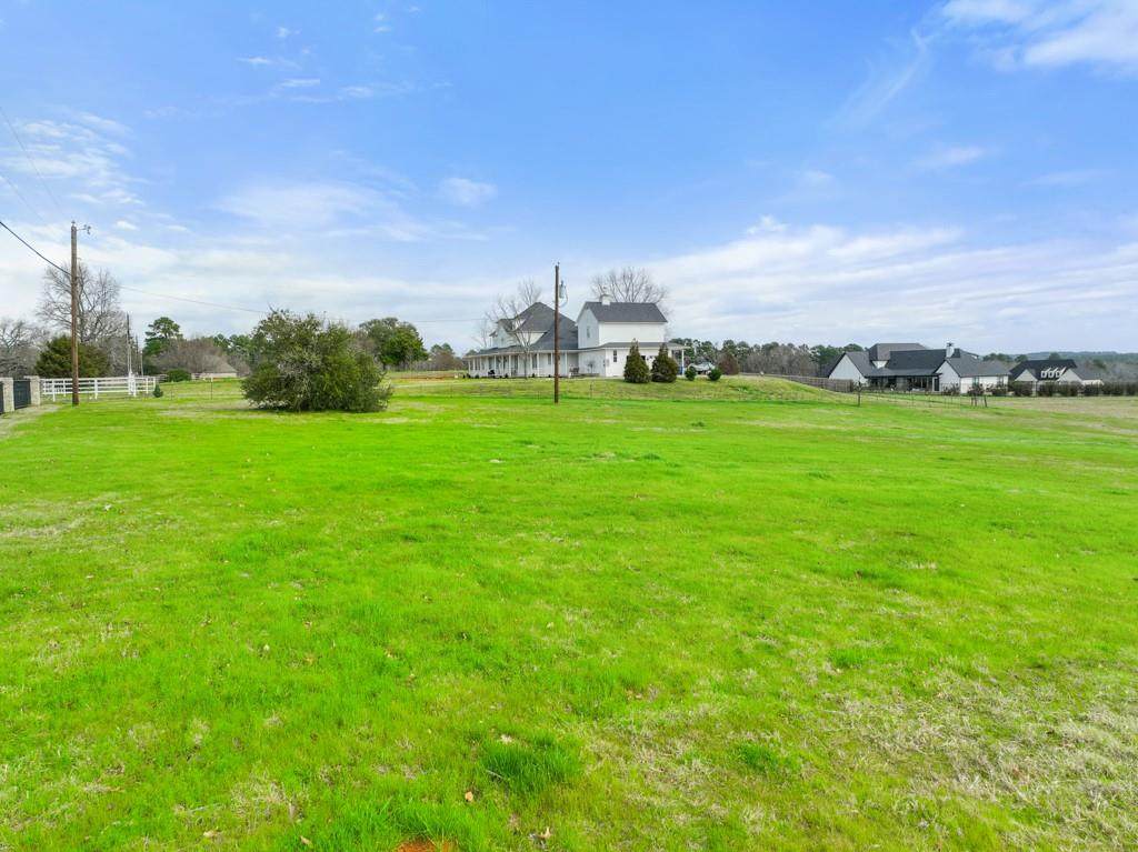 605 Bridle Ridge - Photo 1