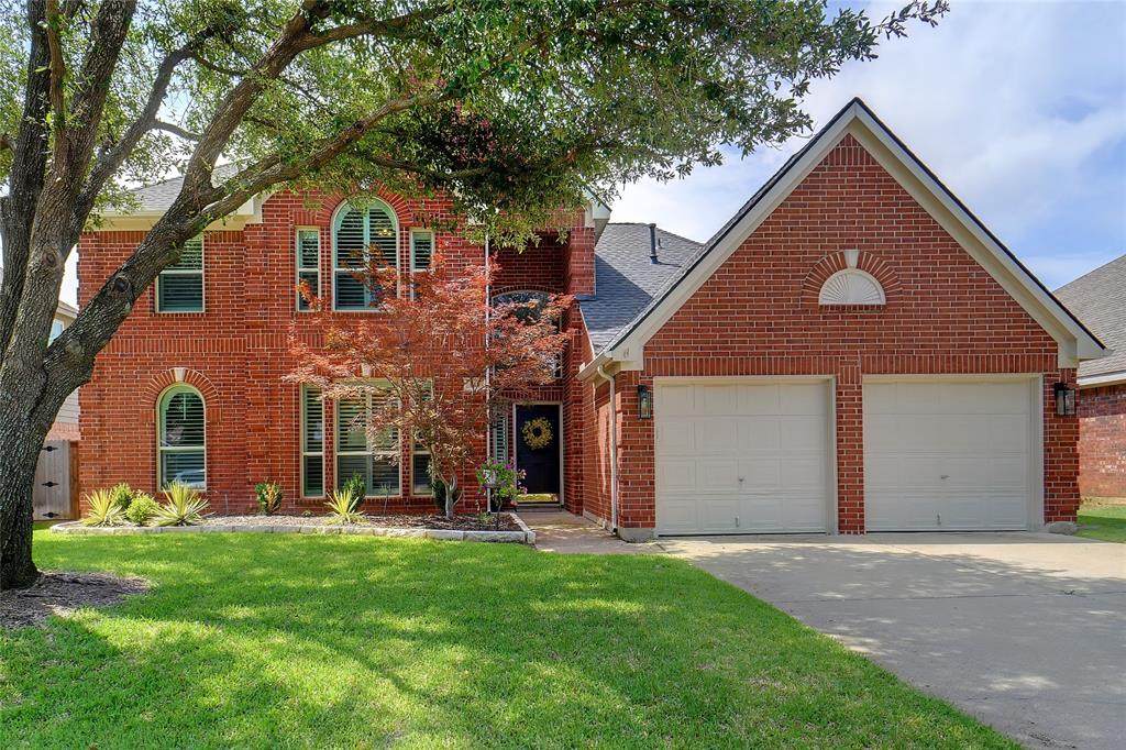 612 Ashwood Drive - Photo 1
