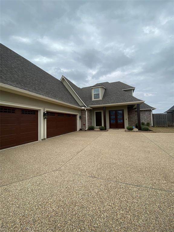 639 Dumaine - Photo 1