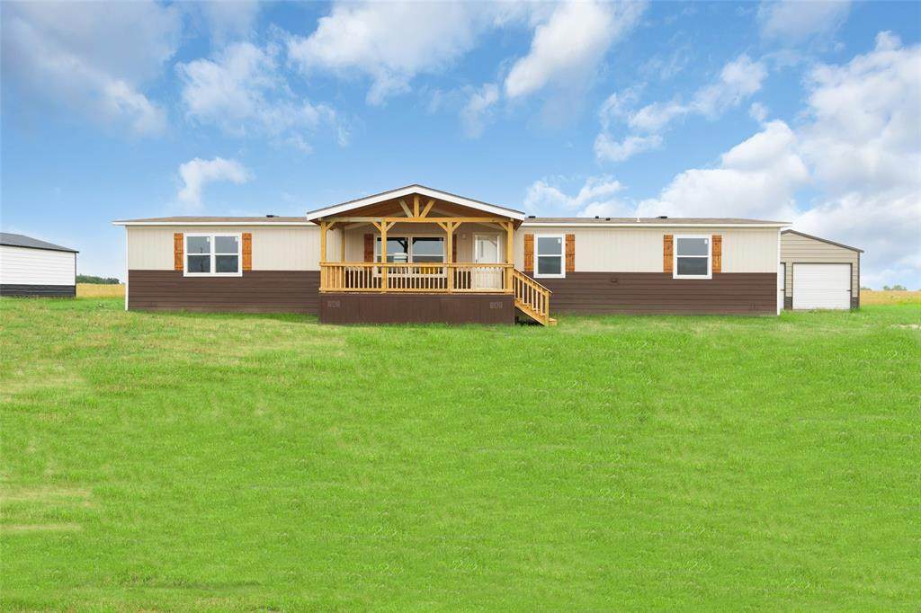 2985 County Road 4307 - Photo 1