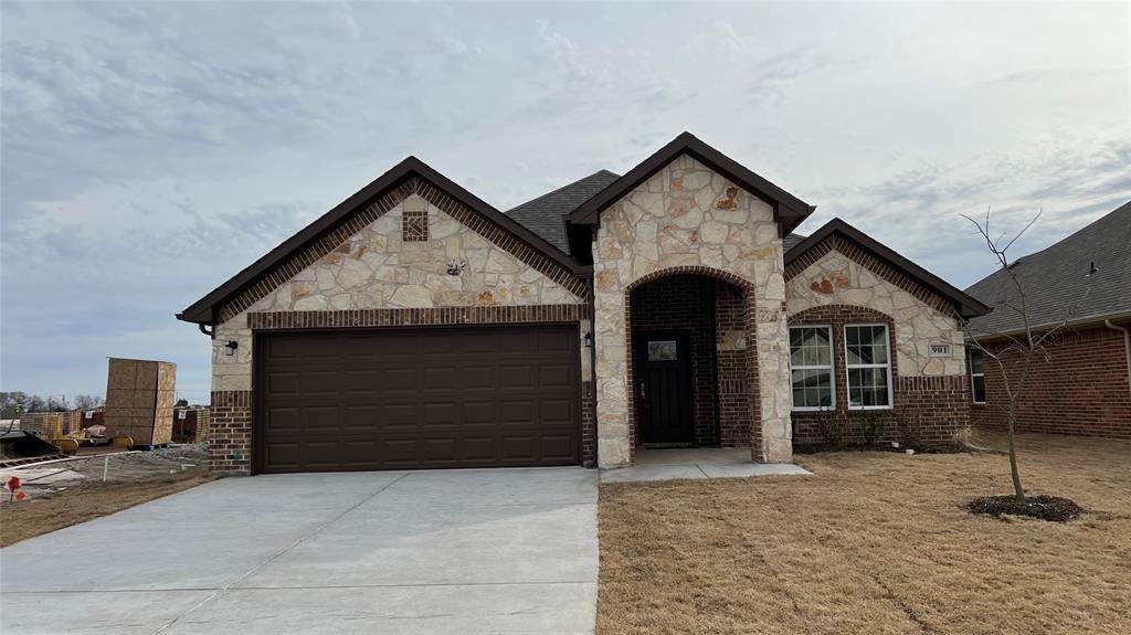 901 Ransom Way - Photo 1