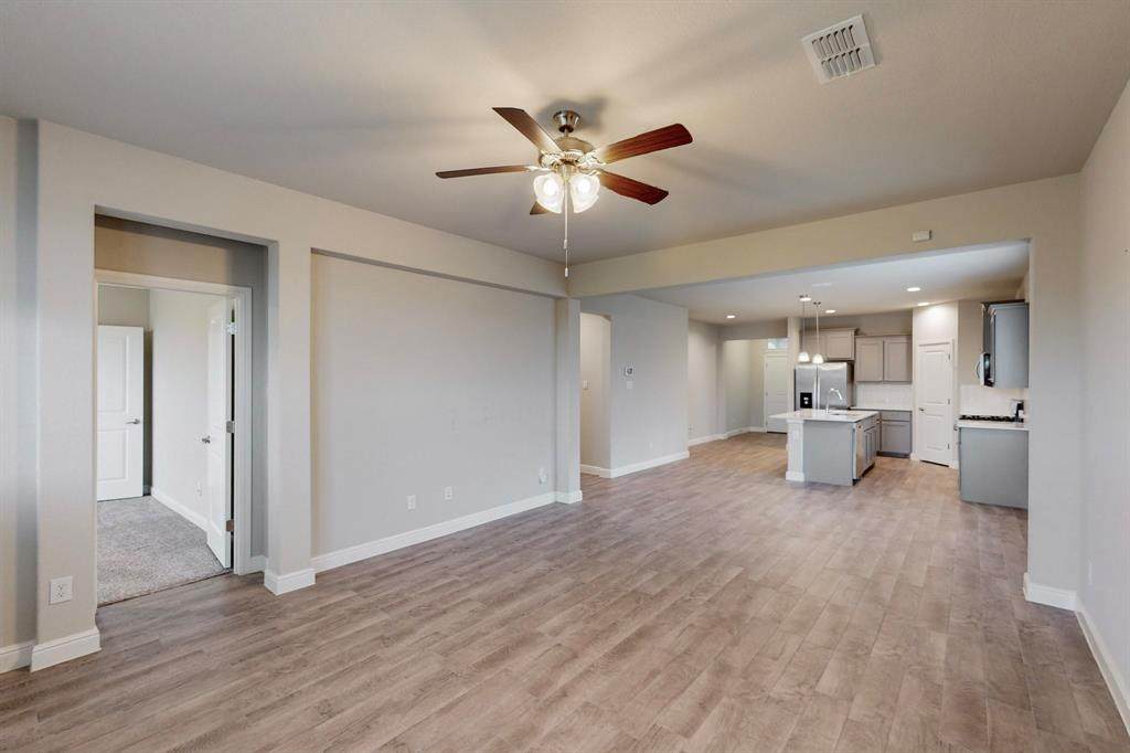 436 Dunmore Drive - Photo 1