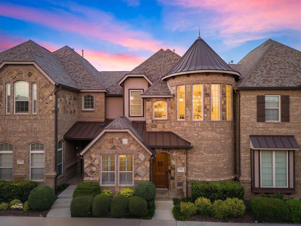 3732 Bur Oak Drive - Photo 1