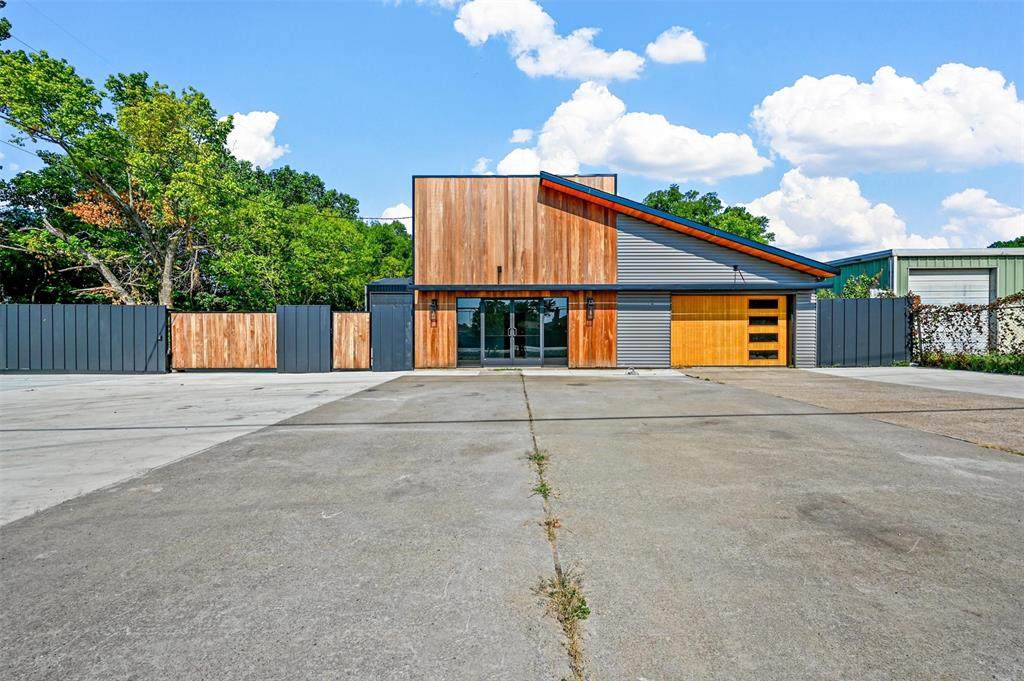 1001 Cedar Hill Road - Photo 1