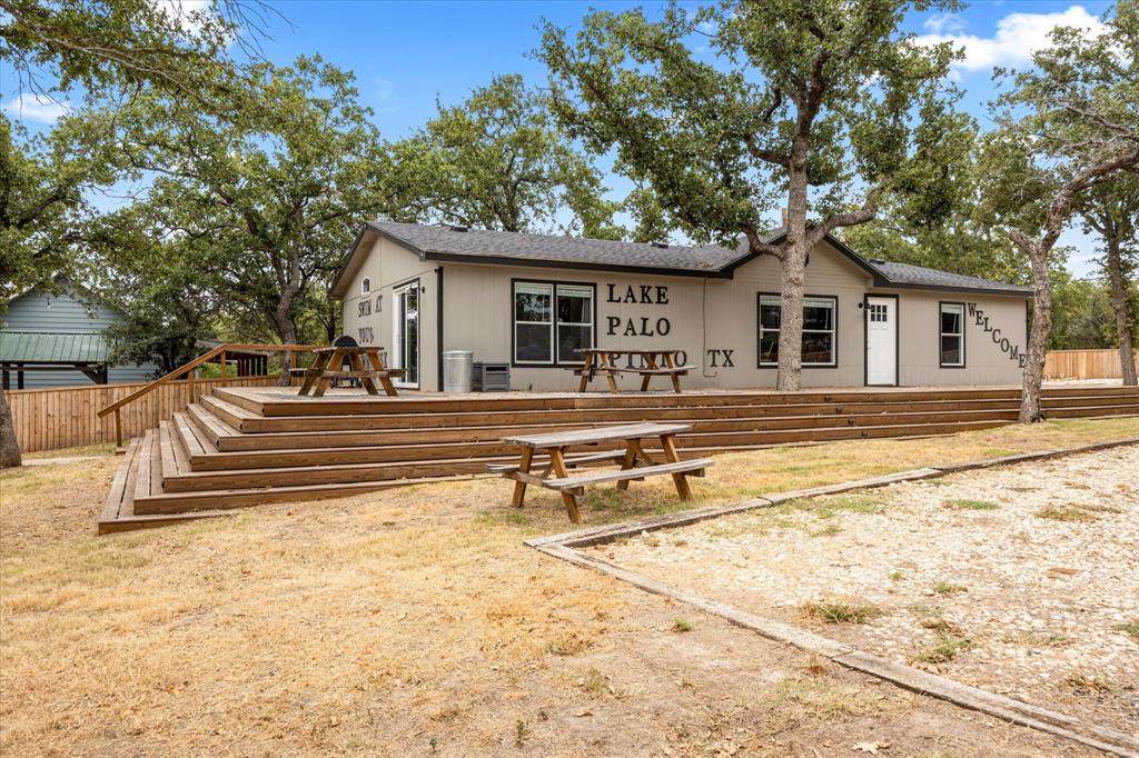 1466 Lakeview Drive - Photo 1