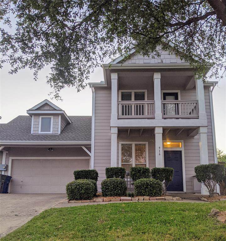 916 Greene Way - Photo 1