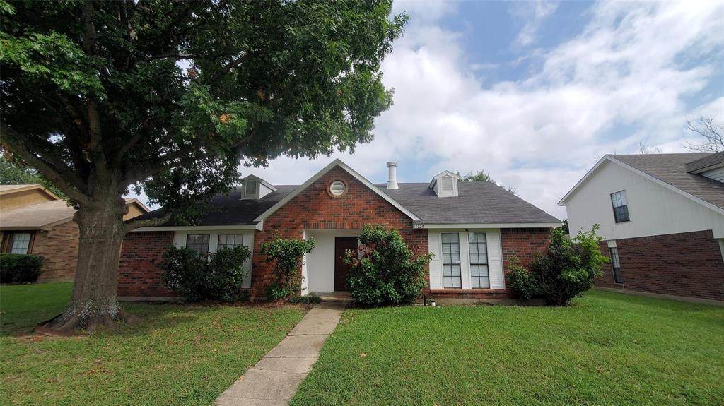 1125 Greenbriar Lane - Photo 1