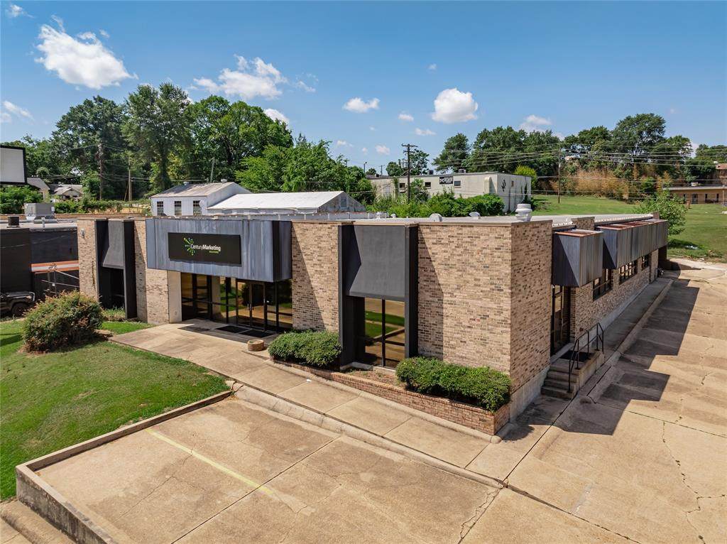 1602 Market Street - Photo 1