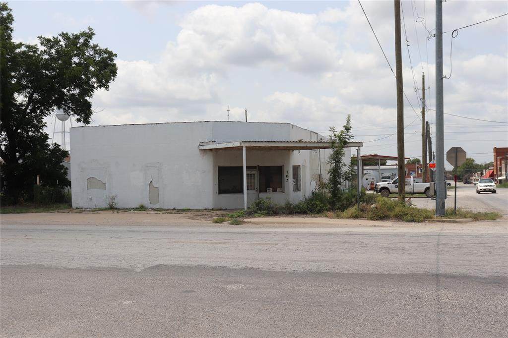 102 Lubbock Street - Photo 1