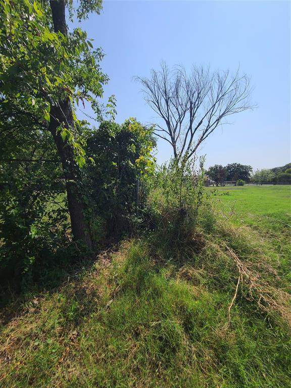 3024 Claibourne Boulevard - Photo 1
