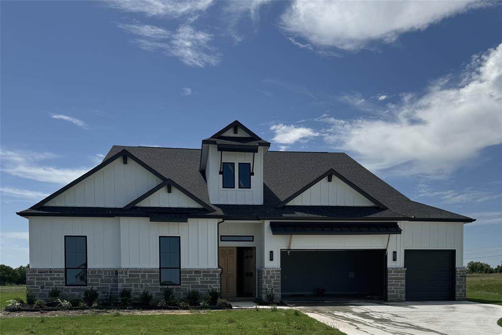 5618 Coorie Drive - Photo 1