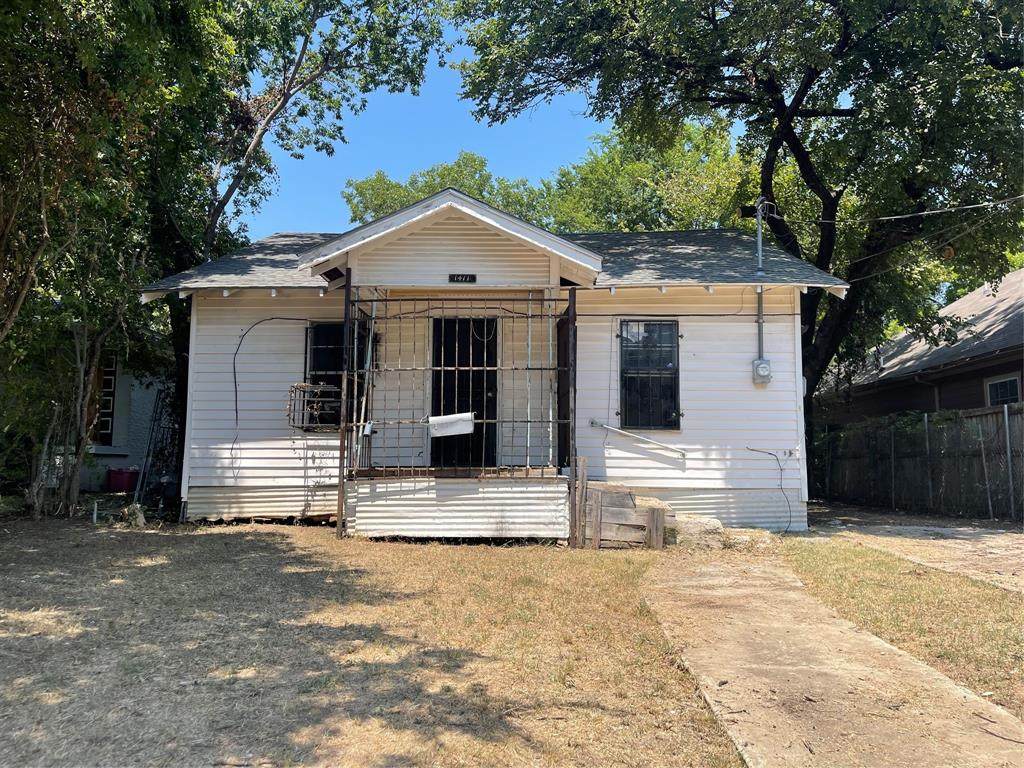 1411 Waco Avenue - Photo 1