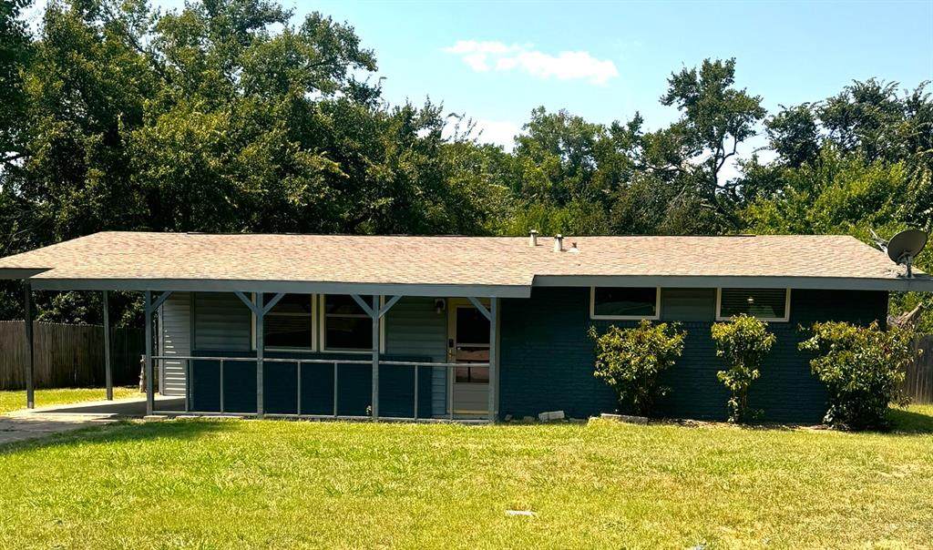 120 Daniel Drive - Photo 1