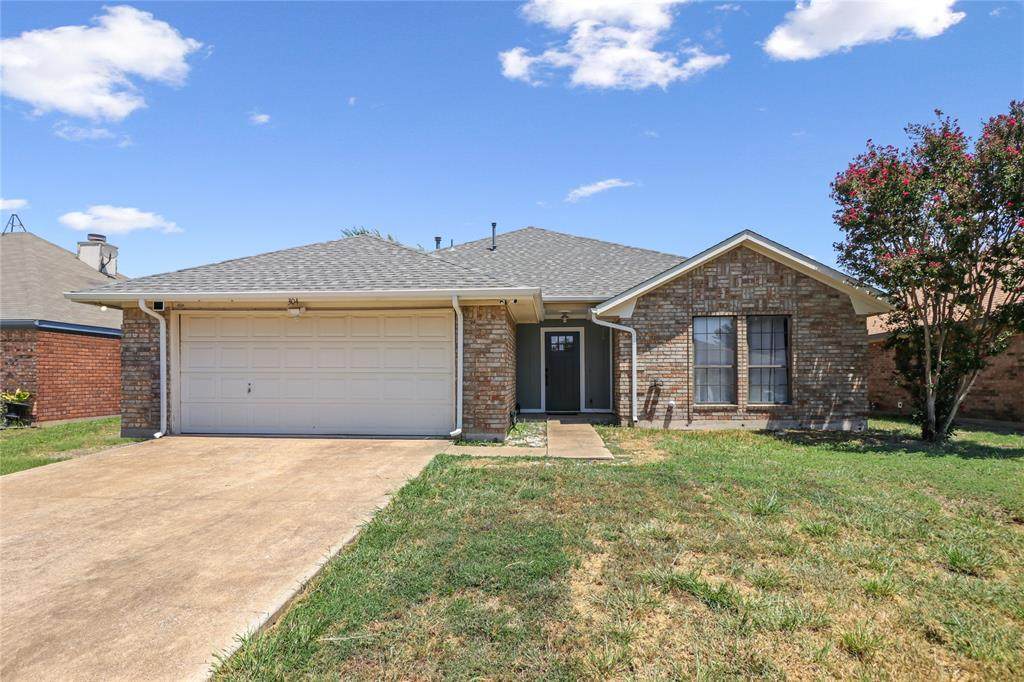 304 Southlake Drive - Photo 1