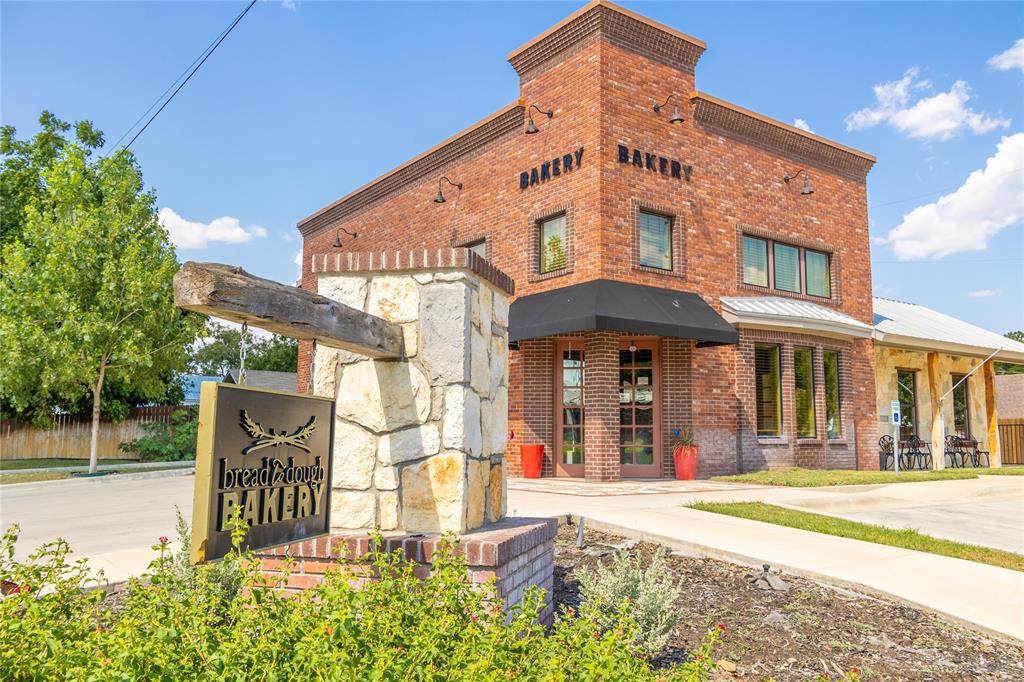 301 Brown Street - Photo 1