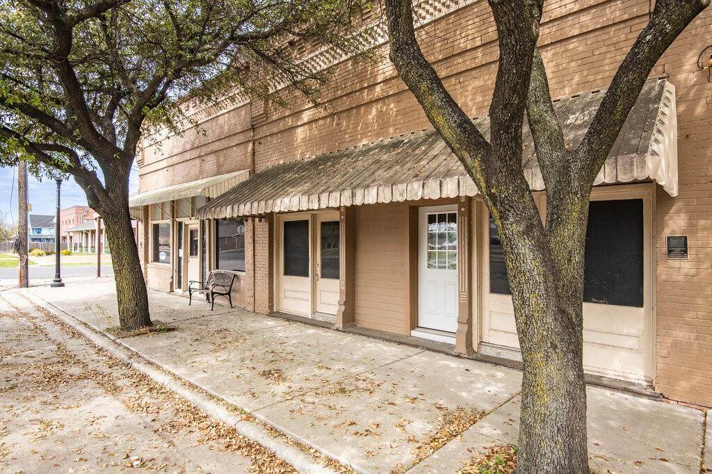 112 Jefferson Street - Photo 1