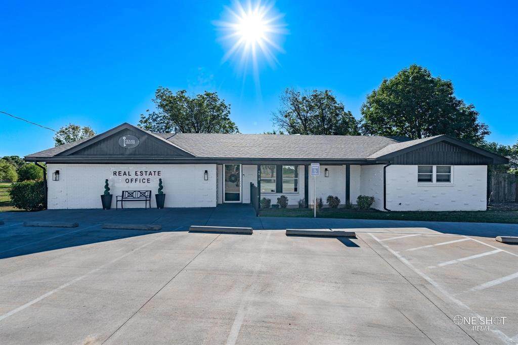 5919 Buffalo Gap Road - Photo 1