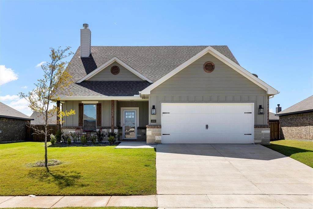 4806 Elite Drive - Photo 1