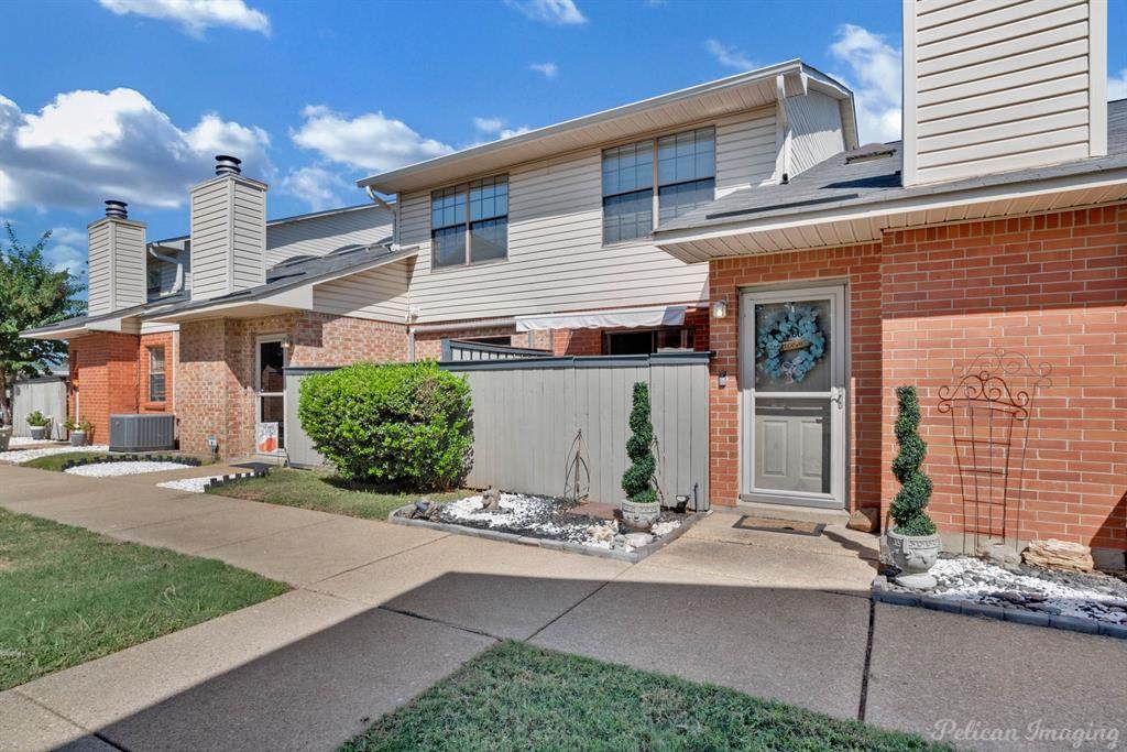 3636 Greenacres Place Drive - Photo 1